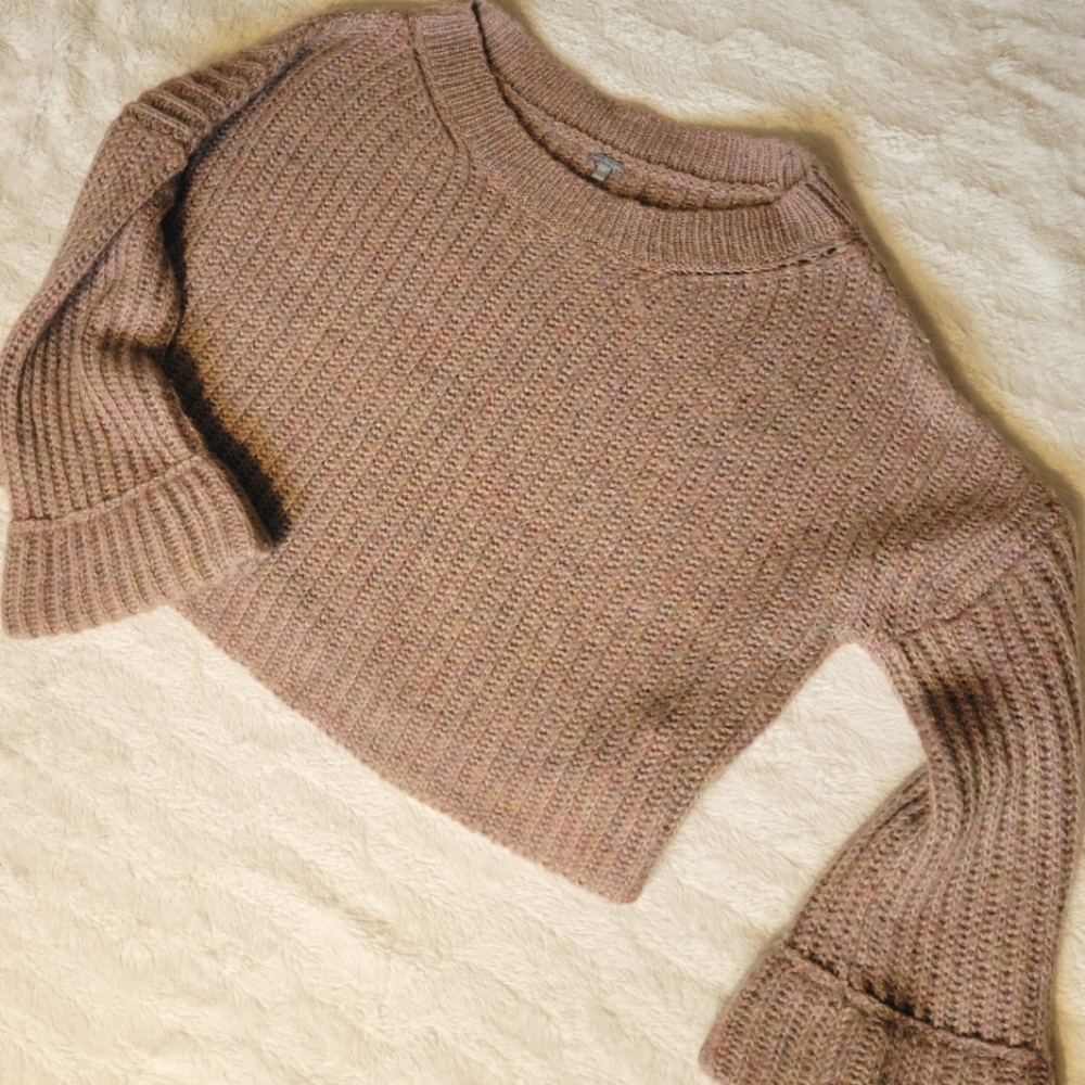 Charlotte Russe Pink/Purple Chunky Oversize Knit Cropped Sweater